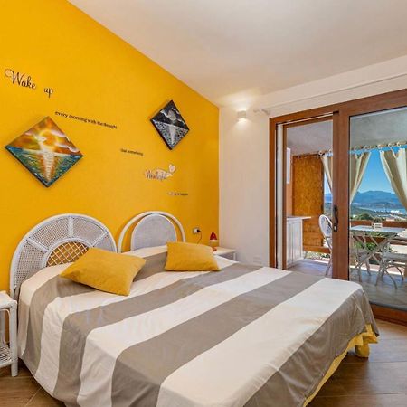 Casa Sharon Appartamento Vista Mare Ad Olbia Buitenkant foto