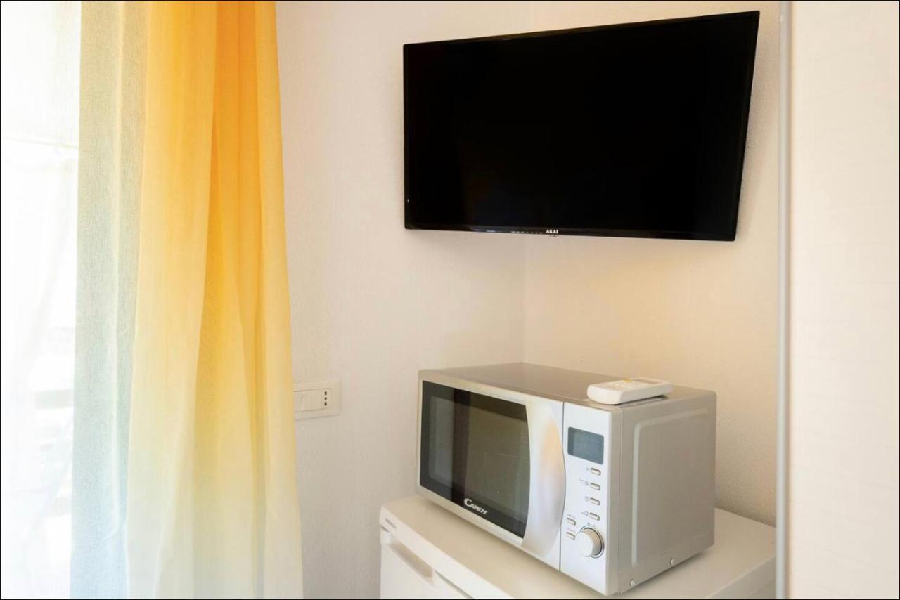 Casa Sharon Appartamento Vista Mare Ad Olbia Buitenkant foto