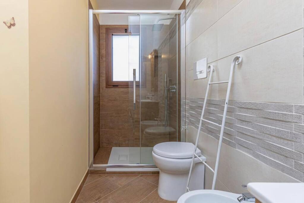 Casa Sharon Appartamento Vista Mare Ad Olbia Buitenkant foto